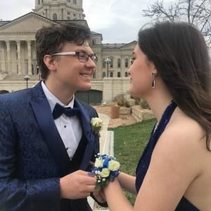 Meet your Posher, Ellise